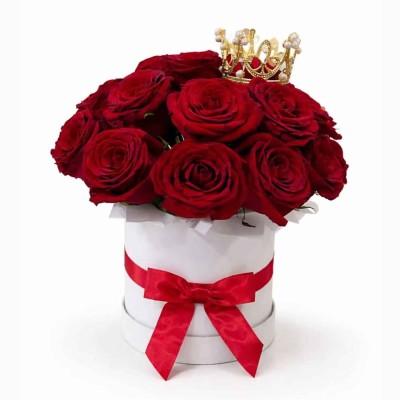 Queen of Roses - Red